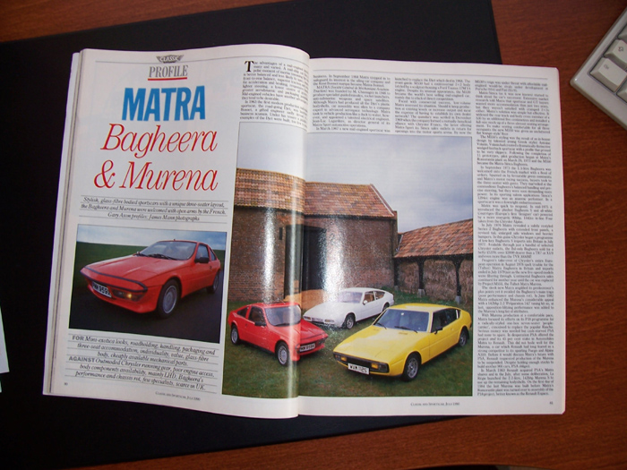 Engelse Matra's o.a. een type II Courr?ges (1990) met stuur links.