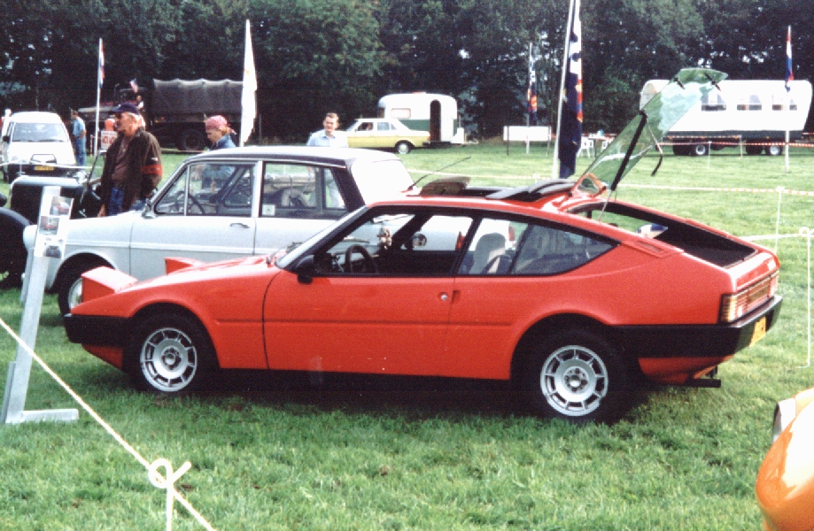 Hier nog in rijdende staat op een oldtimerbeurs