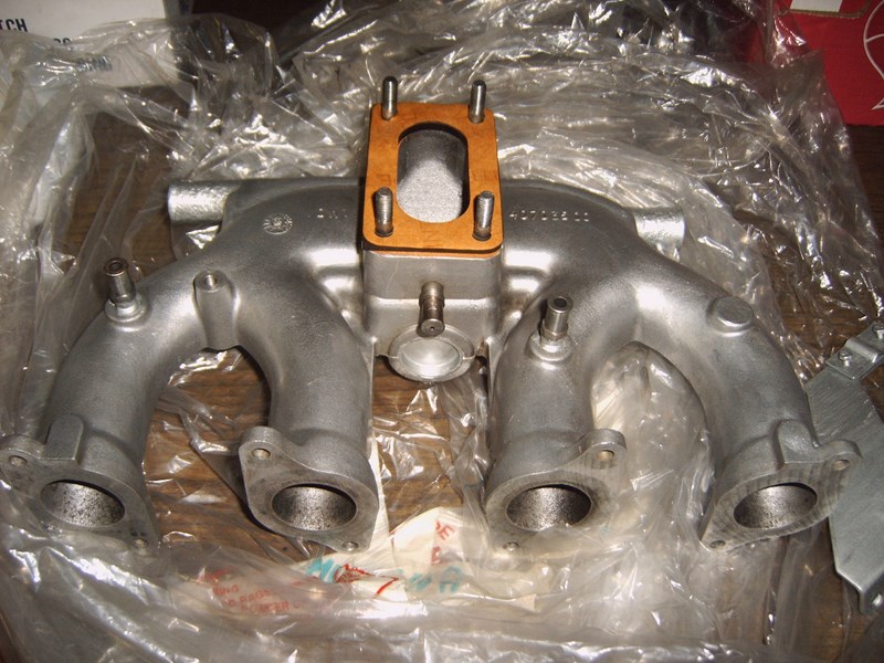 carburator m4 [800x600 test tekening 2].JPG