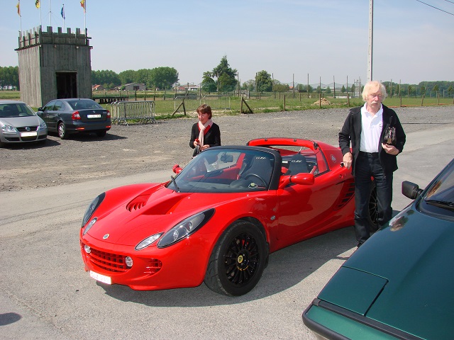 Jules kwam noodgedwongen met zijn Lotus, een probleempje met zijn Matra530.