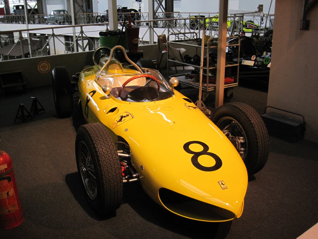 de légendarische Ferrari  sharknose  die reed op de Formule 1 gp in 1961 in Francorchamps‏6.jpg