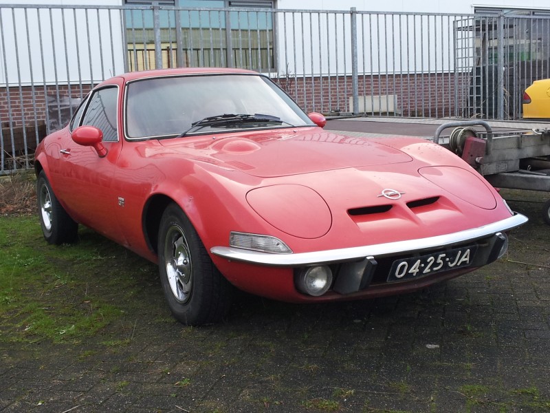 Opel_GT_04-25-JA_2.jpg