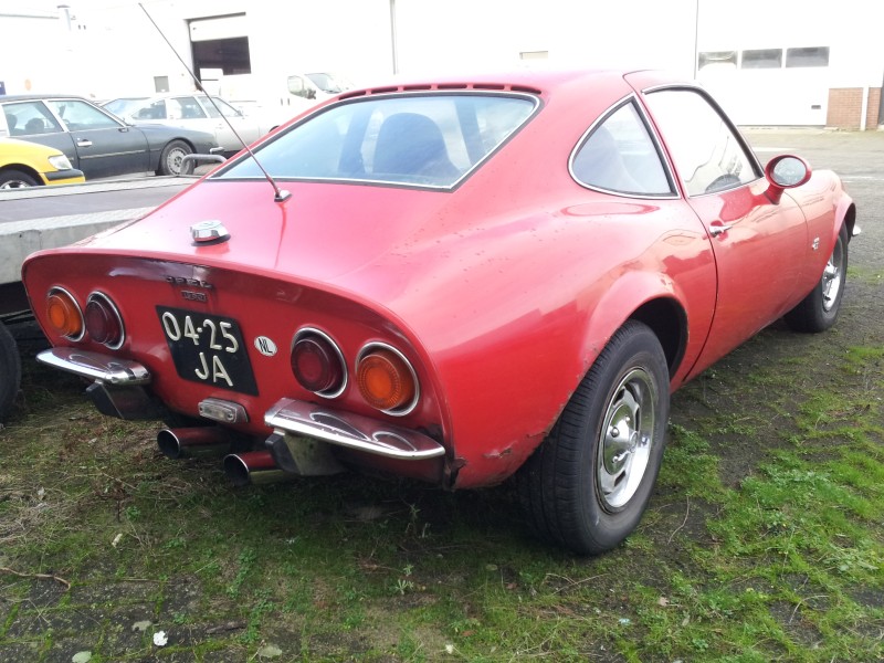 Opel_GT_04-25-JA_1.jpg